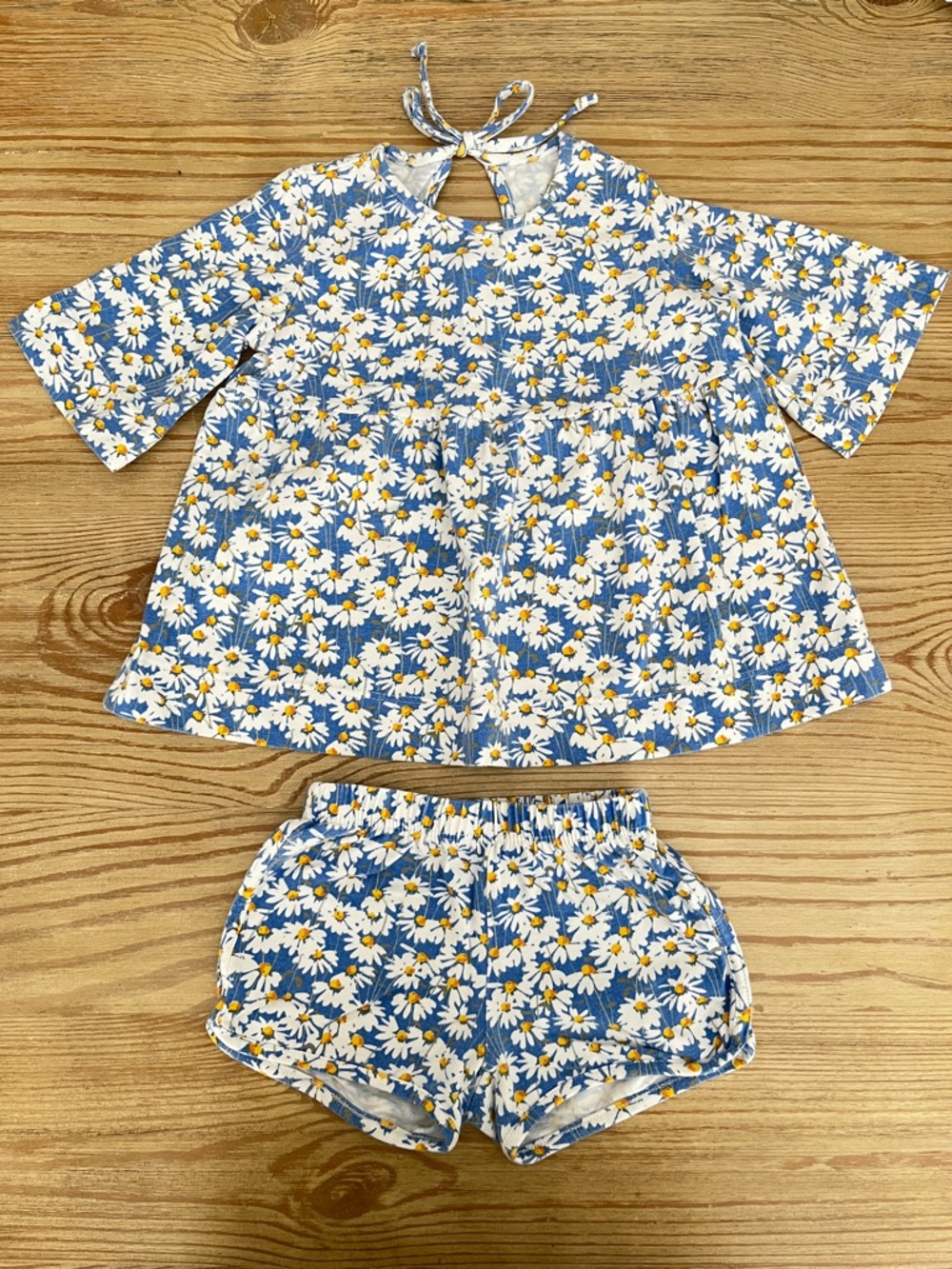 Alice + Ames Blue Daisy Print Kids Set